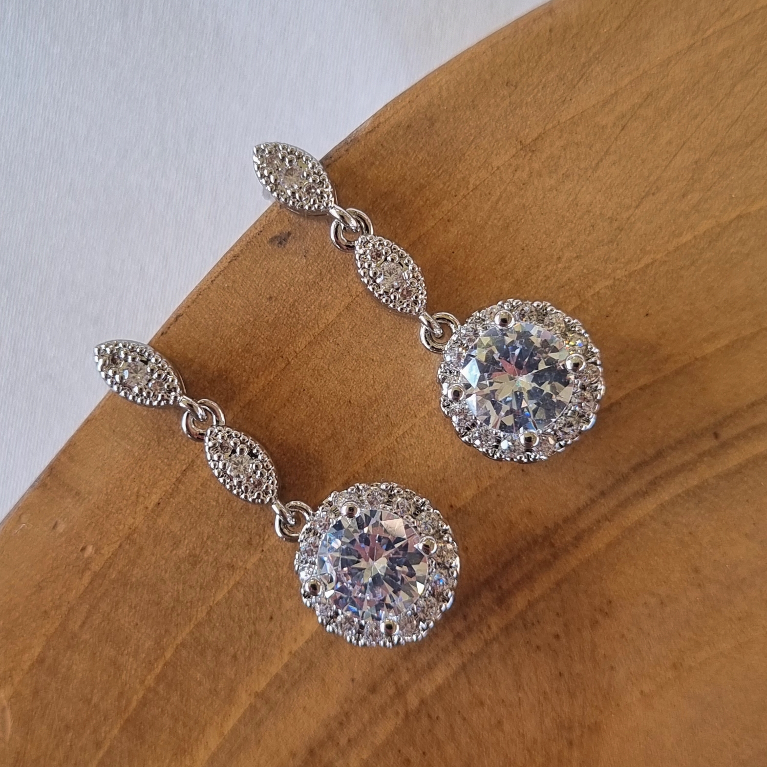 گوشواره جواهری